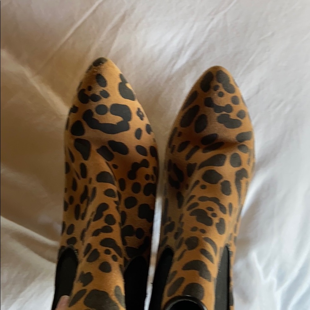Dolce vita suede heeled booties - Picture 2 of 4